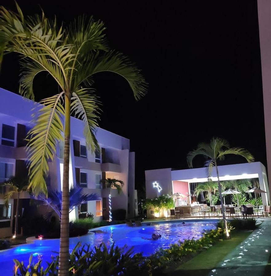Guarajuba Porto Smeralda Village C02, Terreo - Guarajuba Temporada, Viva Mais De Uma Experiencia De Hospedagem Conosco! 130M Da Praia מראה חיצוני תמונה